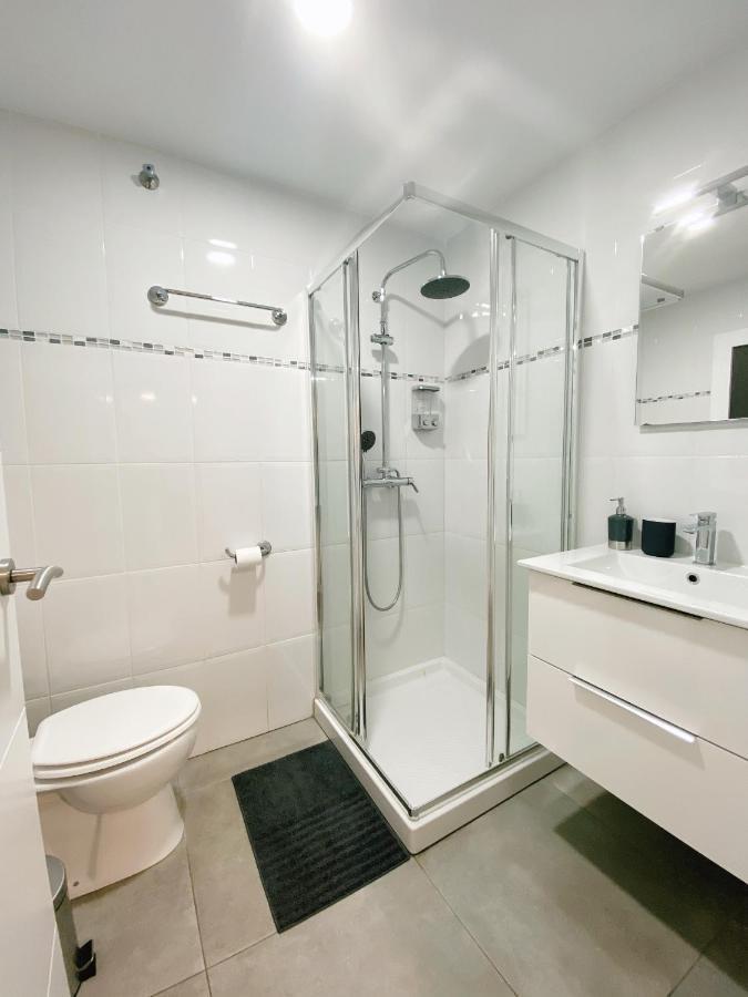 Gmc Turistics - Great Apartment For Groups & Families Málaga Eksteriør billede