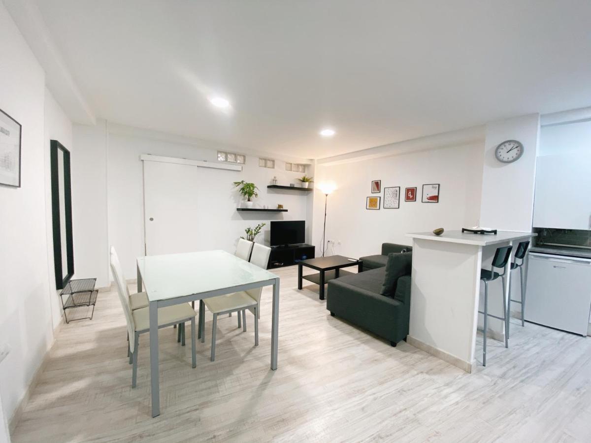 Gmc Turistics - Great Apartment For Groups & Families Málaga Eksteriør billede